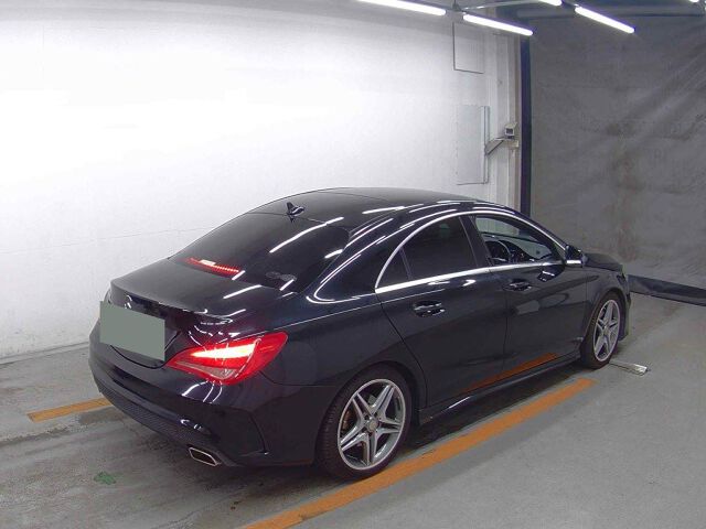 2014 Mercedes-Benz CLA-Class CLA180 AMG Line auction photo 5