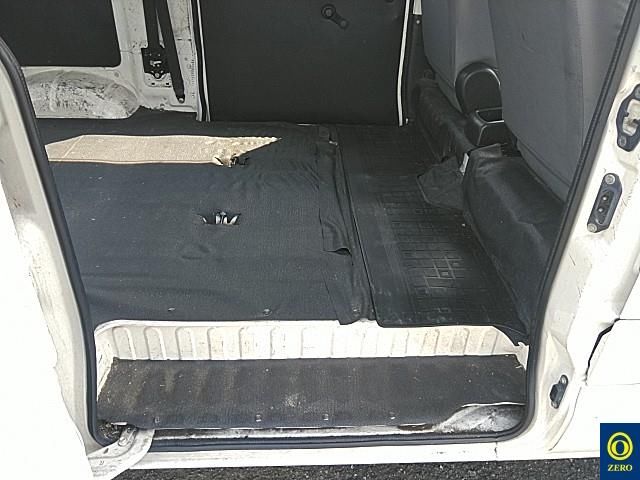 2015 Toyota タウンエース バン 5D DX 0.75トン auction photo 8