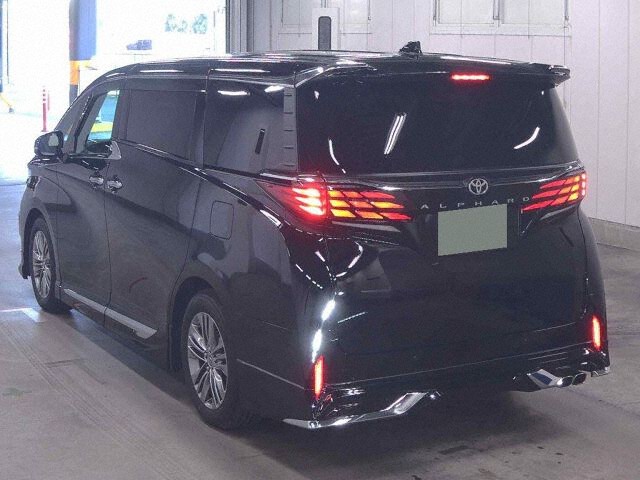 2025 Toyota Alphard Z auction photo 2