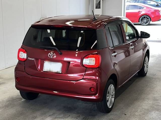 2023 Toyota Passo X Lパッケージ auction photo 3