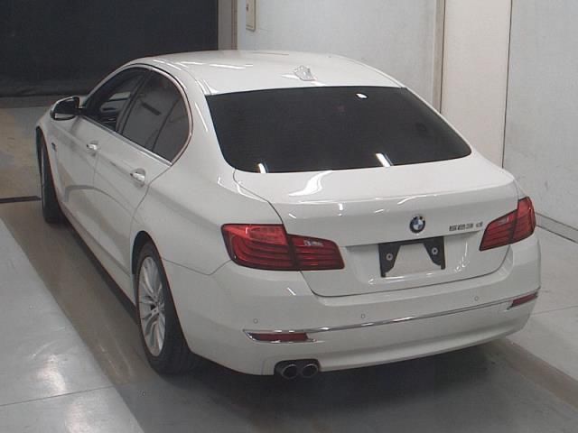 2014 BMW 5 Series 523d auction photo 2