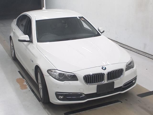 2014 BMW 5 Series 523d Japan auction vehicle