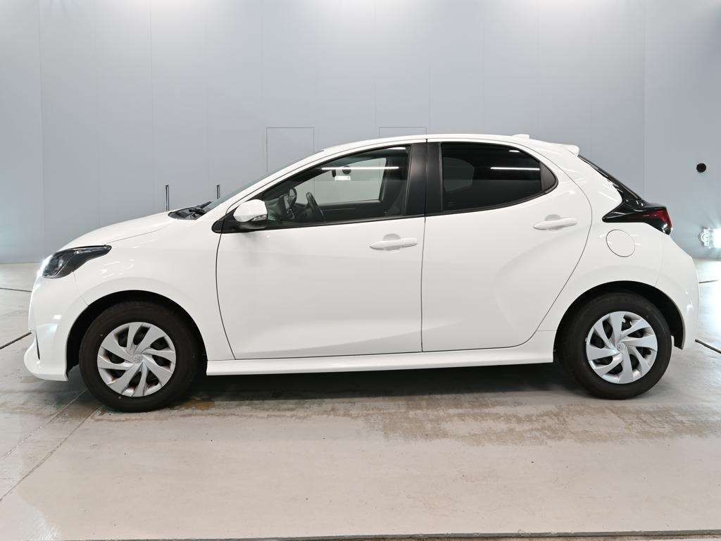 2022 Toyota Yaris X auction photo 4
