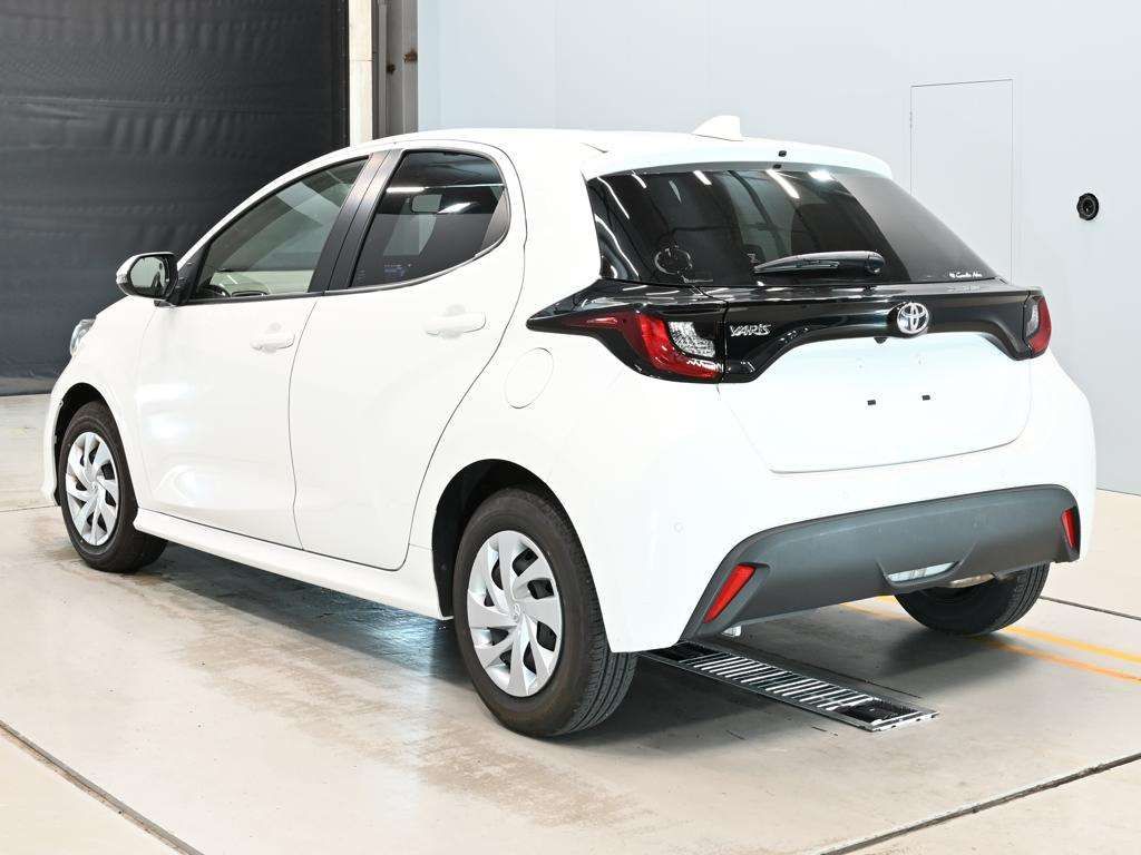 2022 Toyota Yaris X auction photo 6