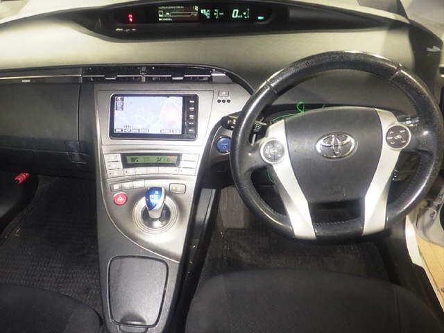 2015 Toyota Prius S auction photo 3