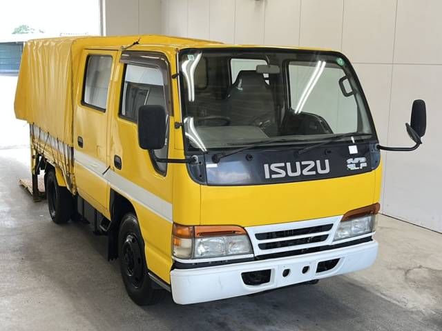 1996 Isuzu Elf Wキャブ 4WD auction photo 4
