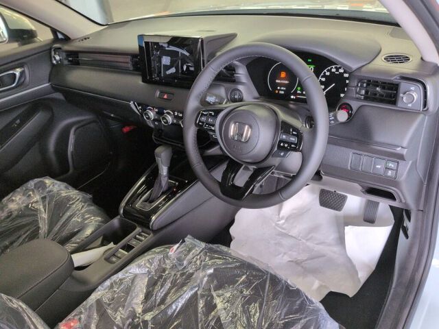 2026 Honda Vezel HV E:HEV Z auction photo 3