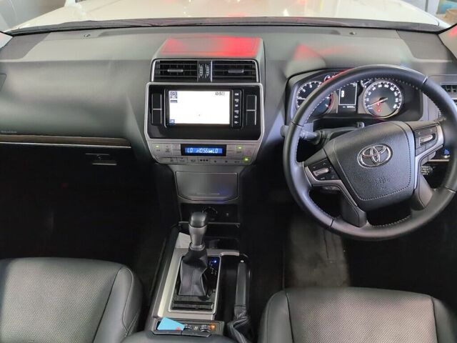 2021 Toyota Land Cruiser Prado TX Lパッケージ 4WD auction photo 3