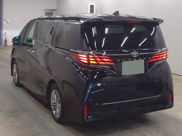 2024 Toyota Alphard Z auction photo 2