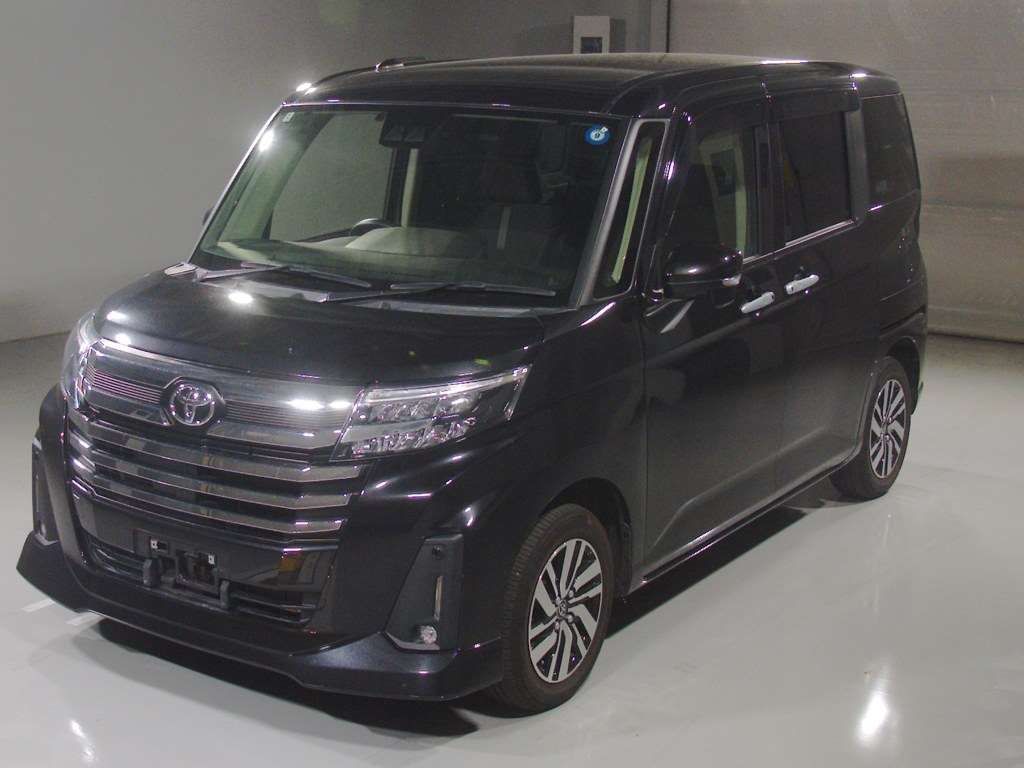 Japan Auction Vehicles 4 2022 Toyota Roomy カスタムG 4WD auction photo