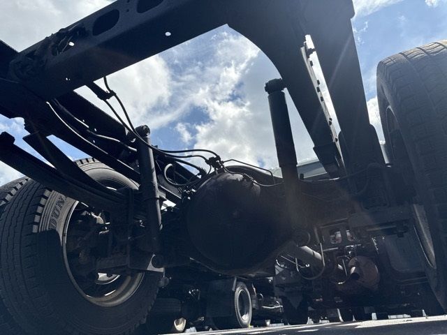 2016 Hino Dutro chassis auction photo 10
