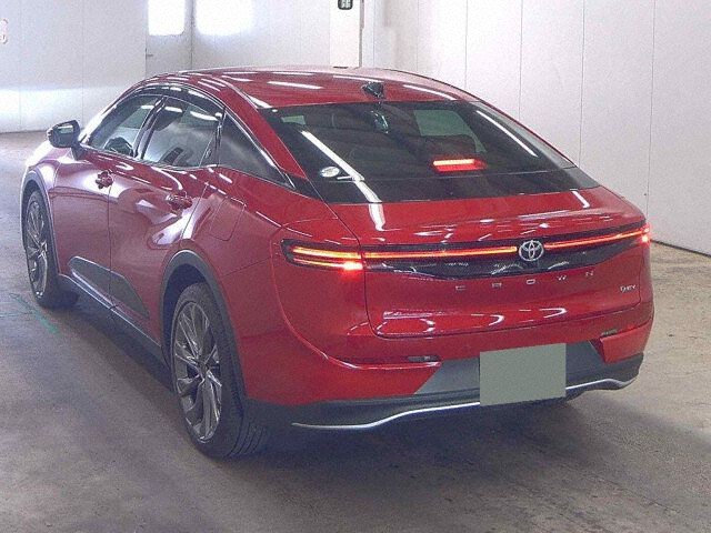2024 Toyota Crown Crossover Z 4WD auction photo 2