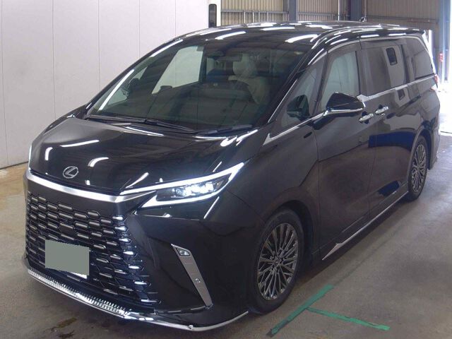 2024 Lexus LM LM500H Version L 4WD auction photo 4