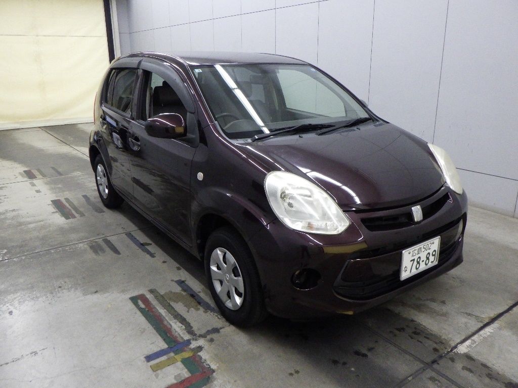 2015 Toyota Passo 4WD X L Package Japan auction vehicle