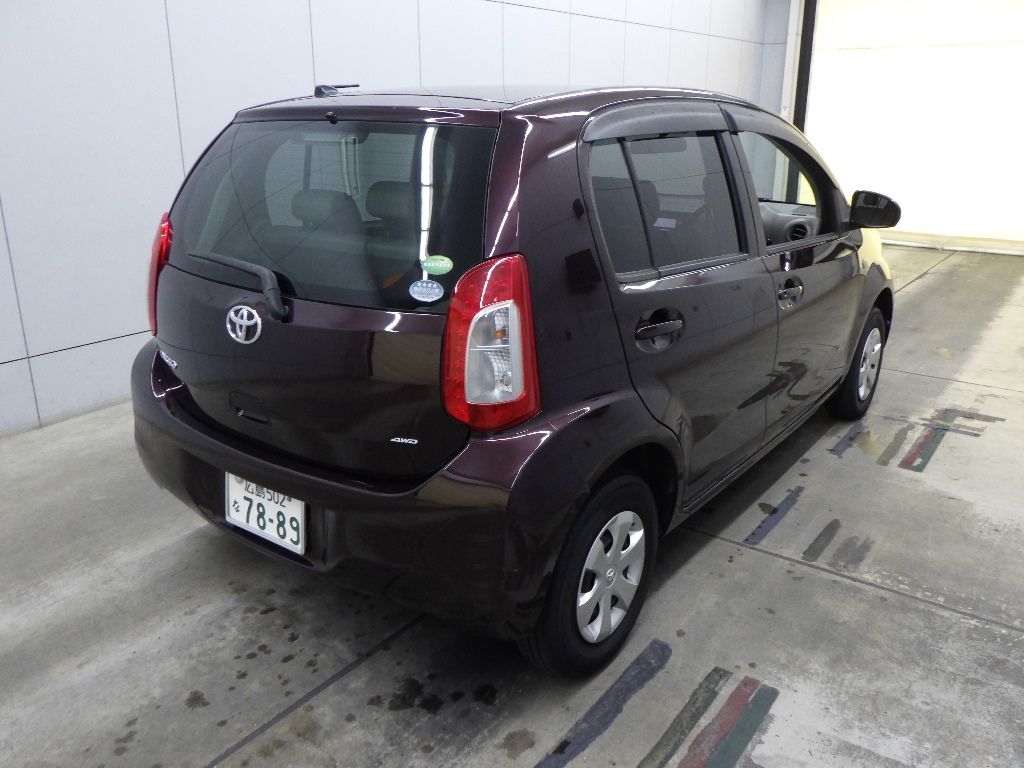 2015 Toyota Passo 4WD X L Package auction photo 2