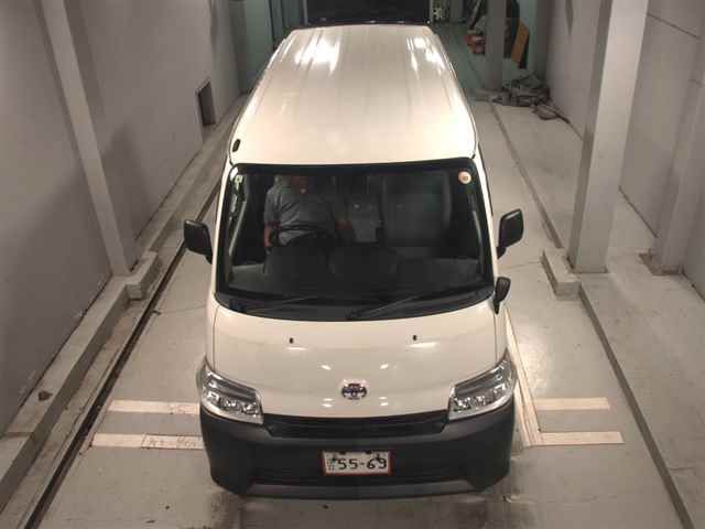 2021 Toyota タウンエース バン DX auction photo 6