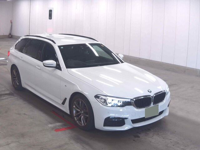 Japan Auction Vehicles 8 2020 BMW 5 Series 523D XDツリMスピ 4WD auction photo