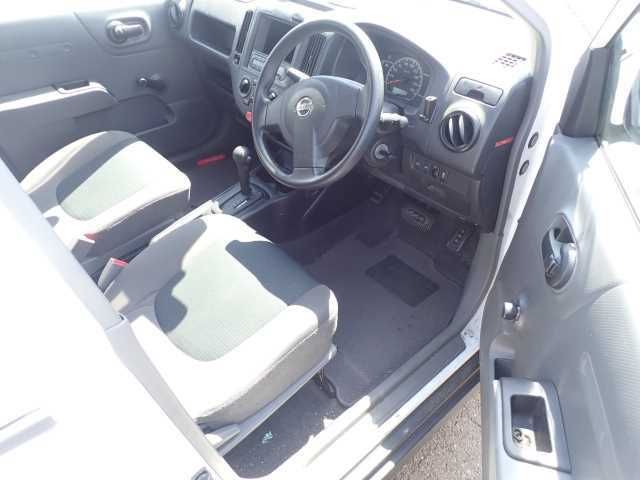 2017 Nissan NV150 AD DX auction photo 7
