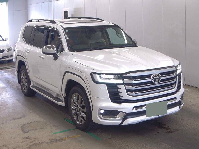 2025 Toyota Land Cruiser ZX 4WD Japan auction vehicle