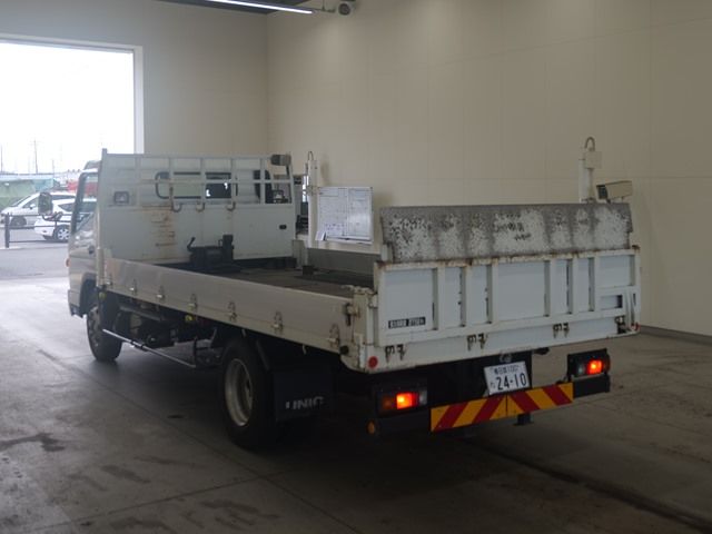 2018 Nissan Diesel UD Loader auction photo 2