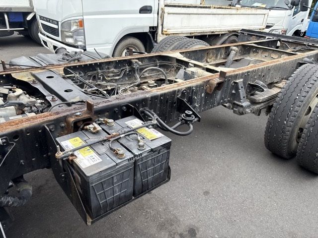 2008 Isuzu Elf シャーシ auction photo 12