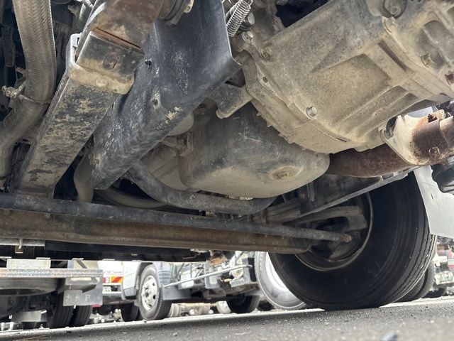 2008 Isuzu Elf シャーシ auction photo 11