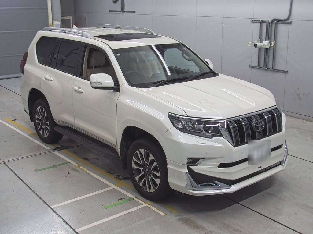 2023 Toyota Land Cruiser Prado TX Lパッケージ 4WD auction photo 5