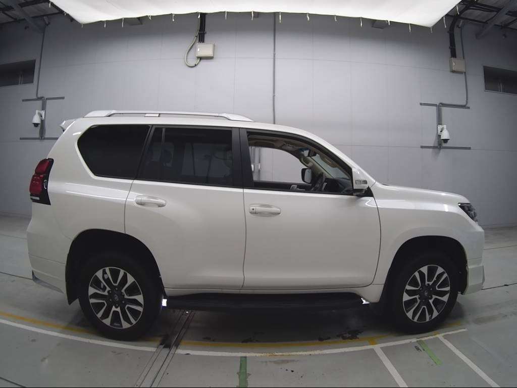 2023 Toyota Land Cruiser Prado TX Lパッケージ 4WD auction photo 3