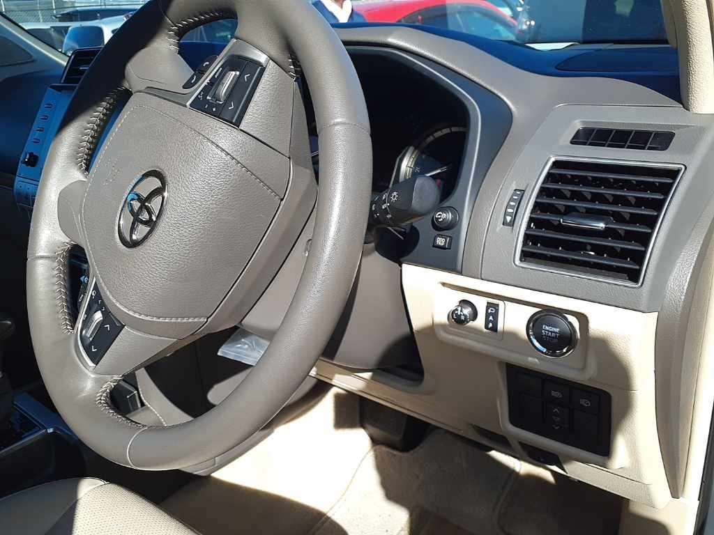 2023 Toyota Land Cruiser Prado TX Lパッケージ 4WD auction photo 7