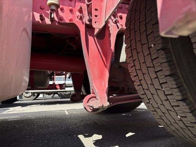 2019 Nissan Diesel UD Tractor Turbo auction photo 8