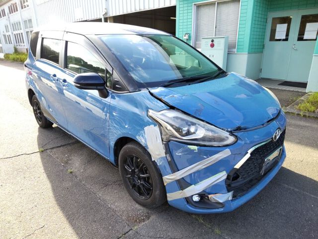 Japan Auction Vehicles 5 2022 Toyota Sienta G Safety Edition 2 4WD auction photo
