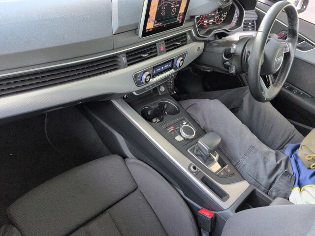 2019 Audi A4 Avant 35TFSISマイスタシュ auction photo 3