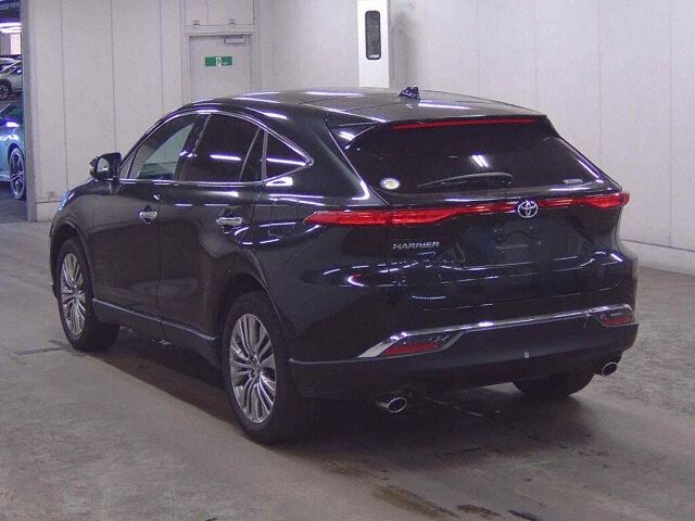 2024 Toyota Harrier Z Leather Package auction photo 2