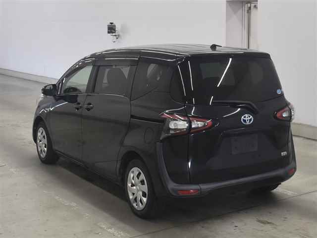 2016 Toyota Sienta ハイブリッドG auction photo 2