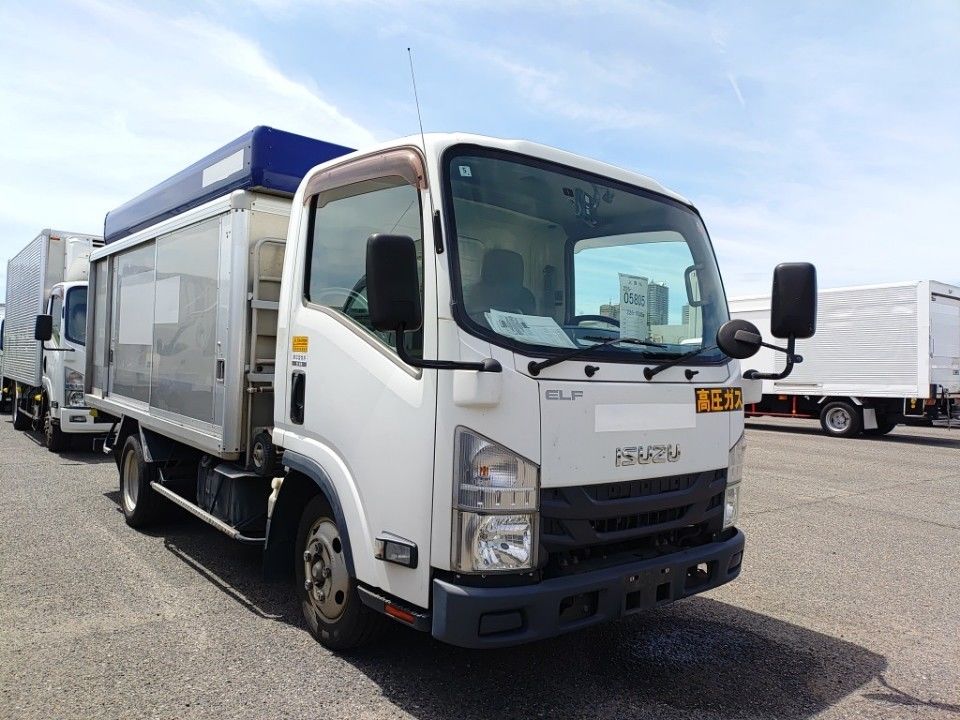 2016 Isuzu Elf auction photo 4