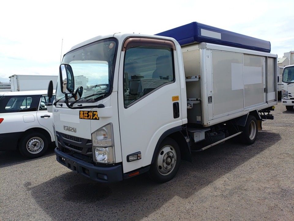2016 Isuzu Elf Japan auction vehicle
