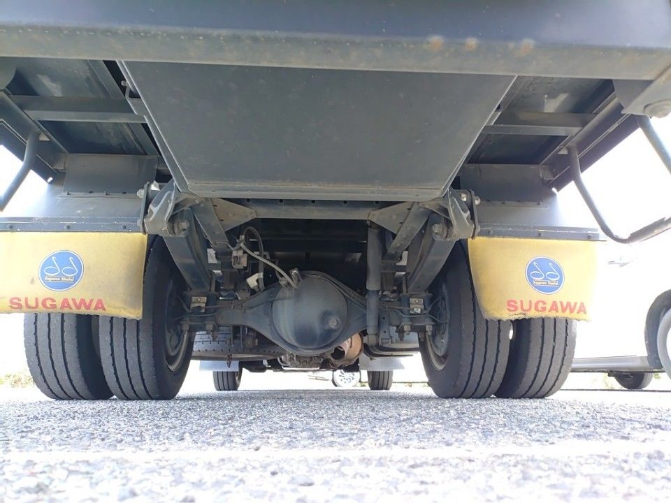 2016 Isuzu Elf auction photo 18