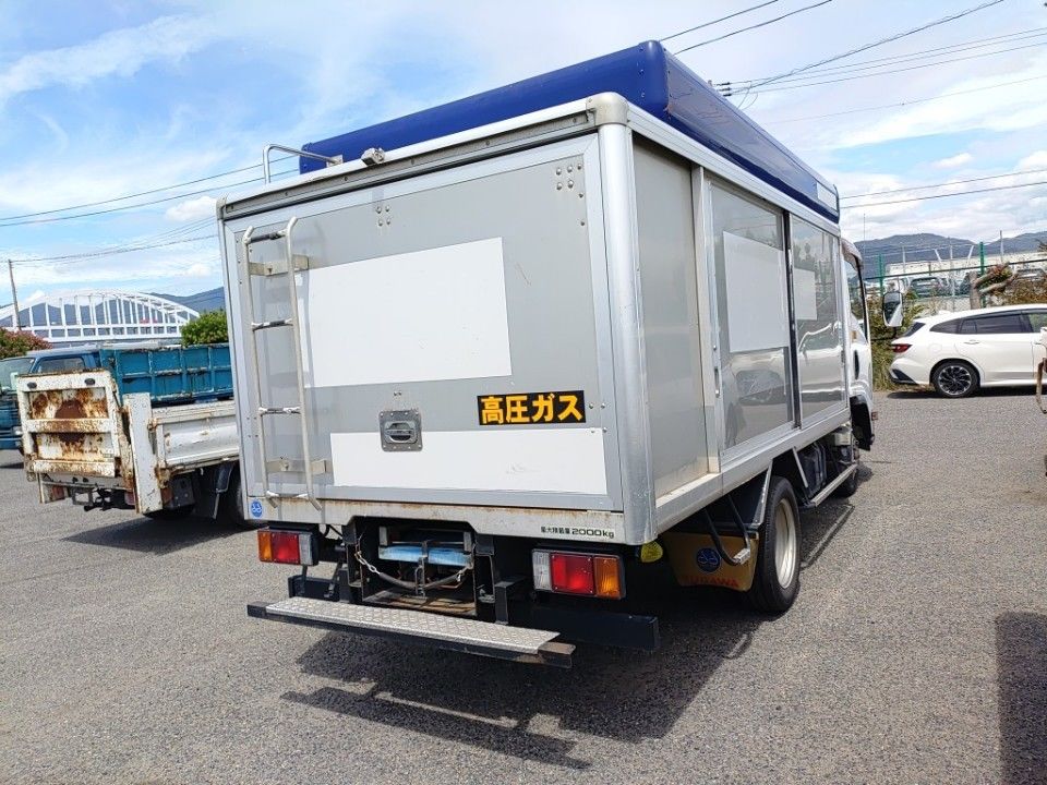 2016 Isuzu Elf auction photo 2
