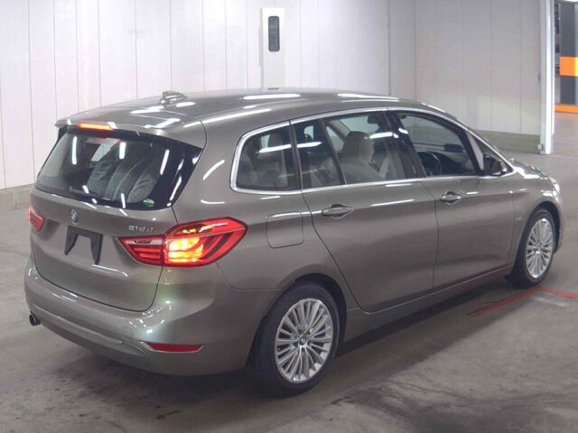 2017 BMW 2 Series 218D Gran Tour Rag auction photo 5
