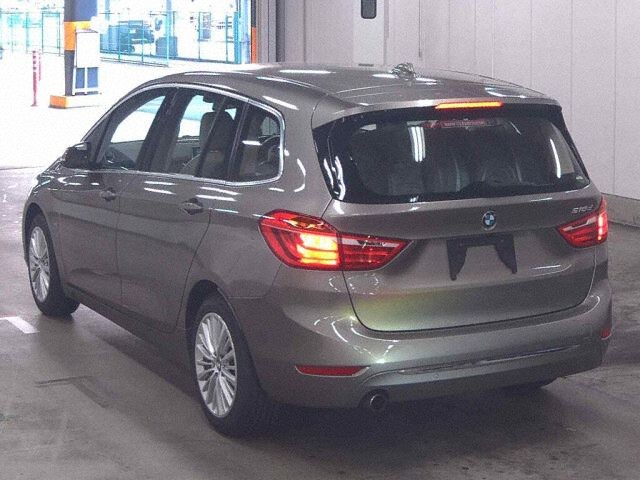 2017 BMW 2 Series 218D Gran Tour Rag auction photo 2