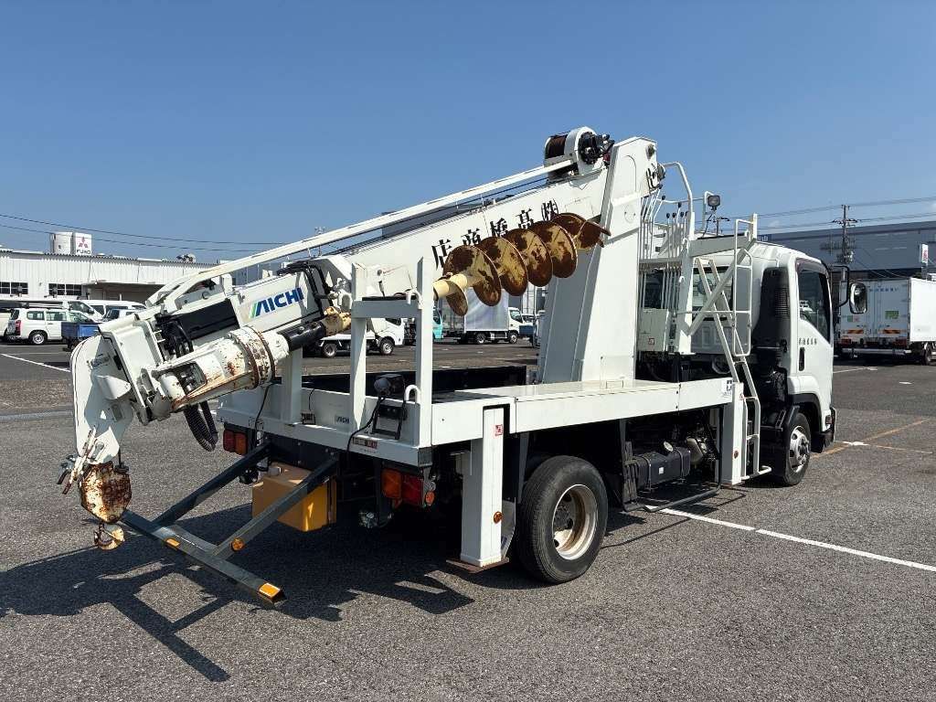 2017 Isuzu Forward Anahori Kenchusha auction photo 2
