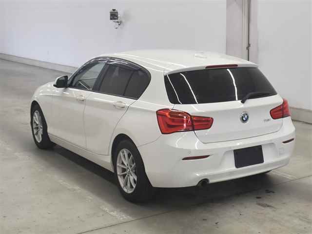 2016 BMW BMW1シリーズ 118i auction photo 2