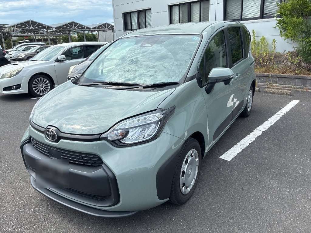 Japan Auction Vehicles 4 2022 Toyota Sienta G auction photo