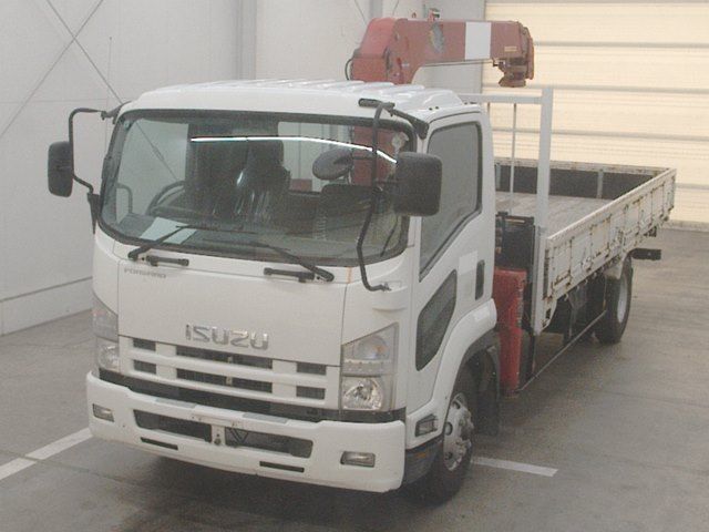 Japan Auction Vehicles 10 2014 Isuzu Forward クレーン付 auction photo