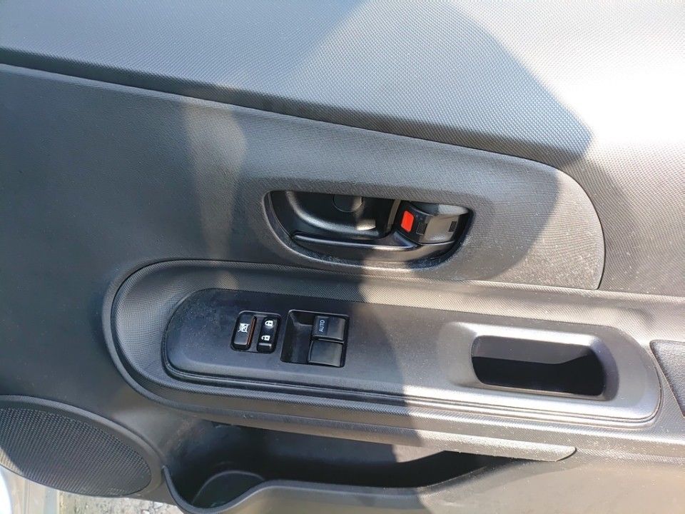 2021 Toyota Aqua auction photo 14