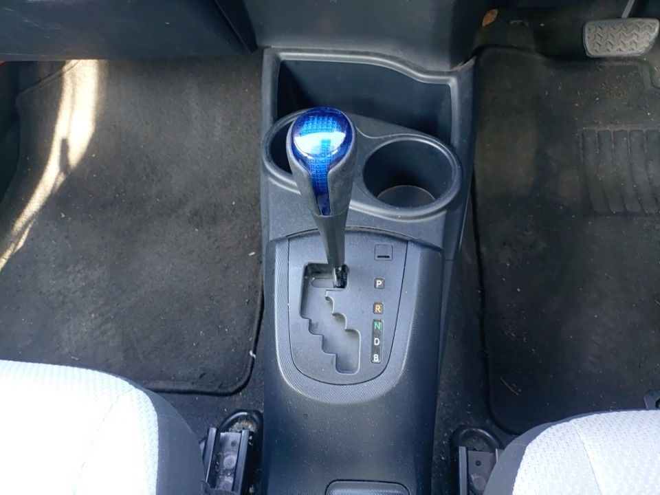 2021 Toyota Aqua auction photo 12