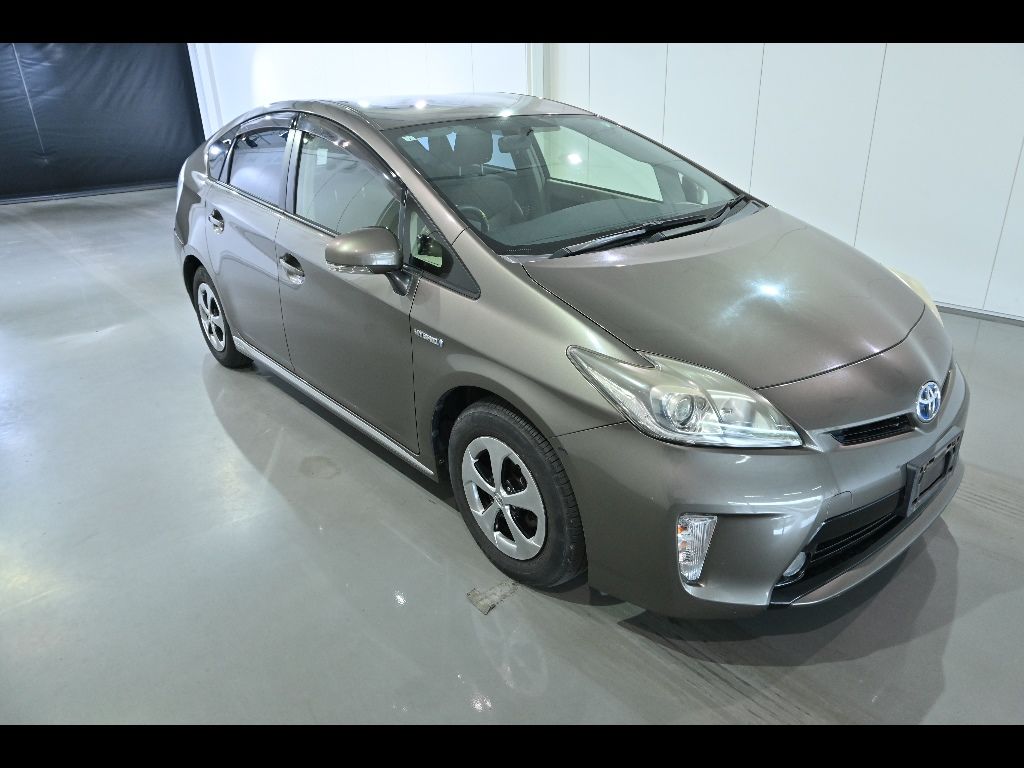 Japan Auction Vehicles 15 2013 Toyota Prius Sマイコーデ auction photo