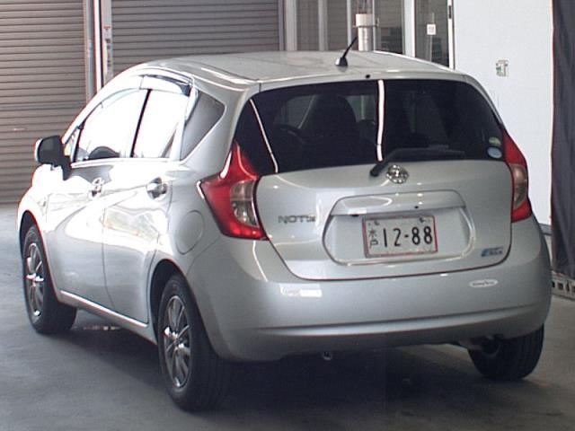 2014 Nissan Note X DIG-S auction photo 2