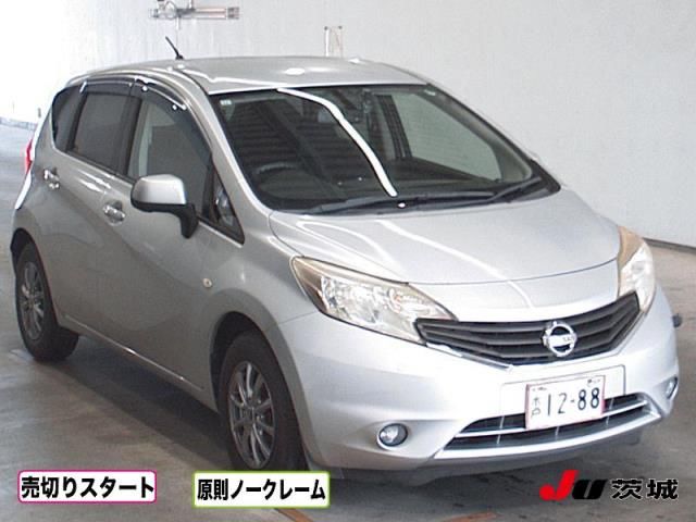 2014 Nissan Note X DIG-S Japan auction vehicle