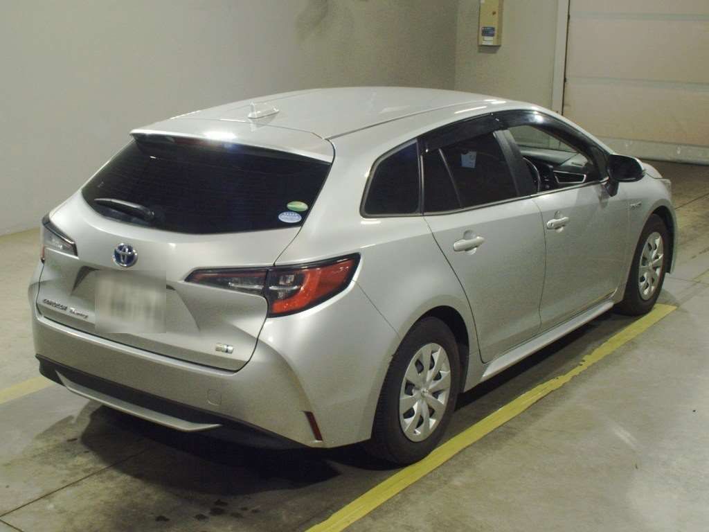 2020 Toyota Corolla Touring Hybrid G-X 4WD auction photo 2